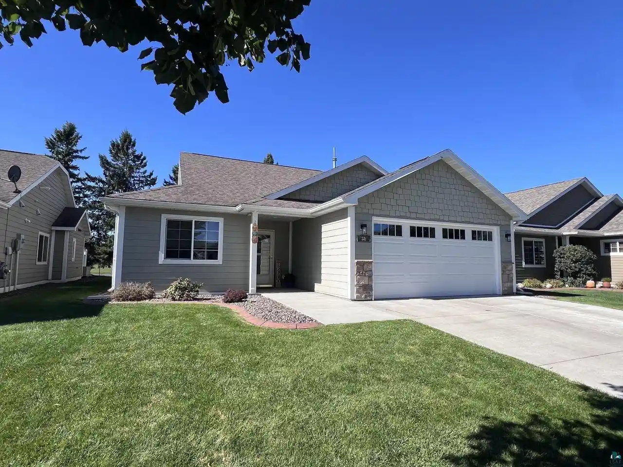 Photo 1 of Single family home for sale at 38 Billings Ln, Superior, WI 54880 | MLS# 6128184 | Listing updated on 2026-10-05