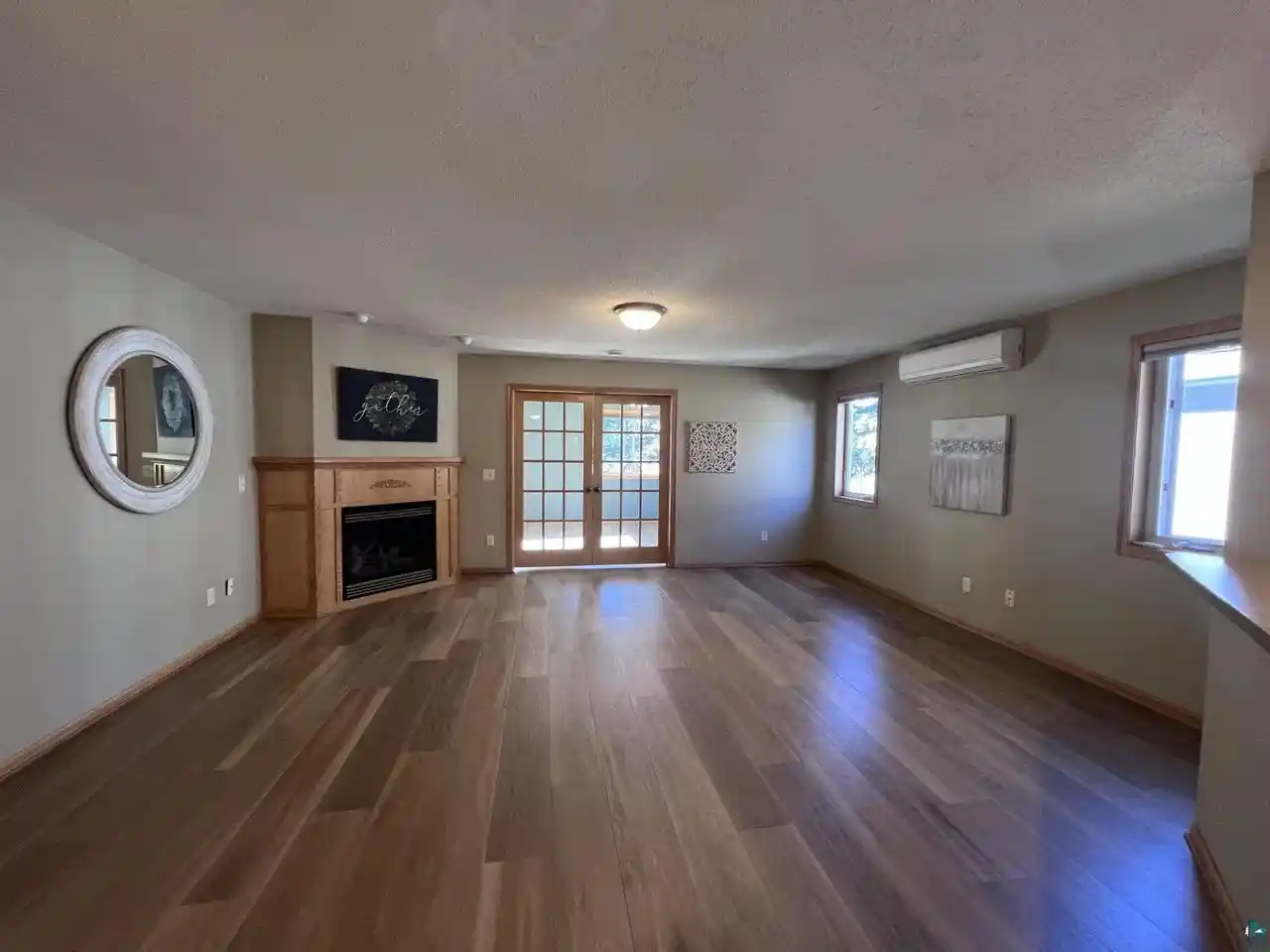 Photo 4 of Single family home for sale at 38 Billings Ln, Superior, WI 54880 | MLS# 6128184 | Listing updated on 2026-10-05