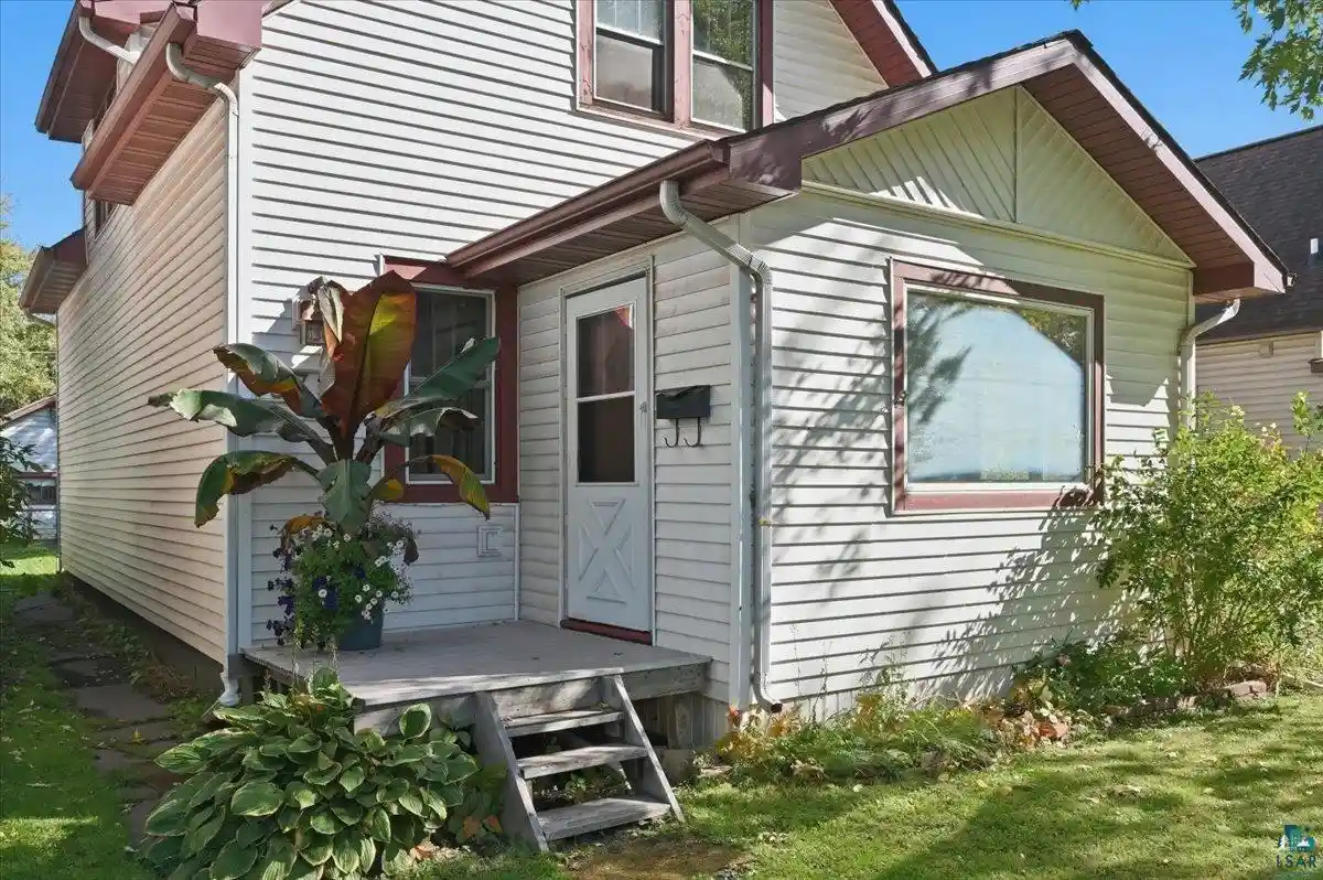 Photo 1 of Single family home for sale at 3715 E 3rd Street, Superior, WI 54880 | MLS# 6128048 | Listing updated on 2026-10-07