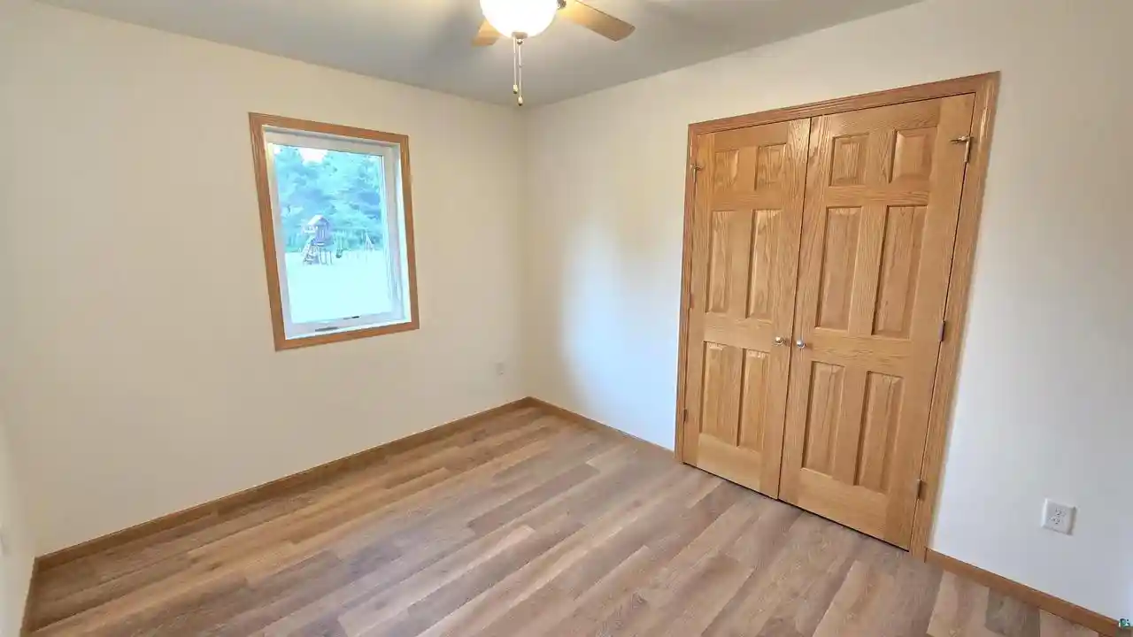 Photo 3 of Single family home for sale at 6528 John Ave, Superior, WI 54880 | MLS# 6127942 | Listing updated on 2026-10-05