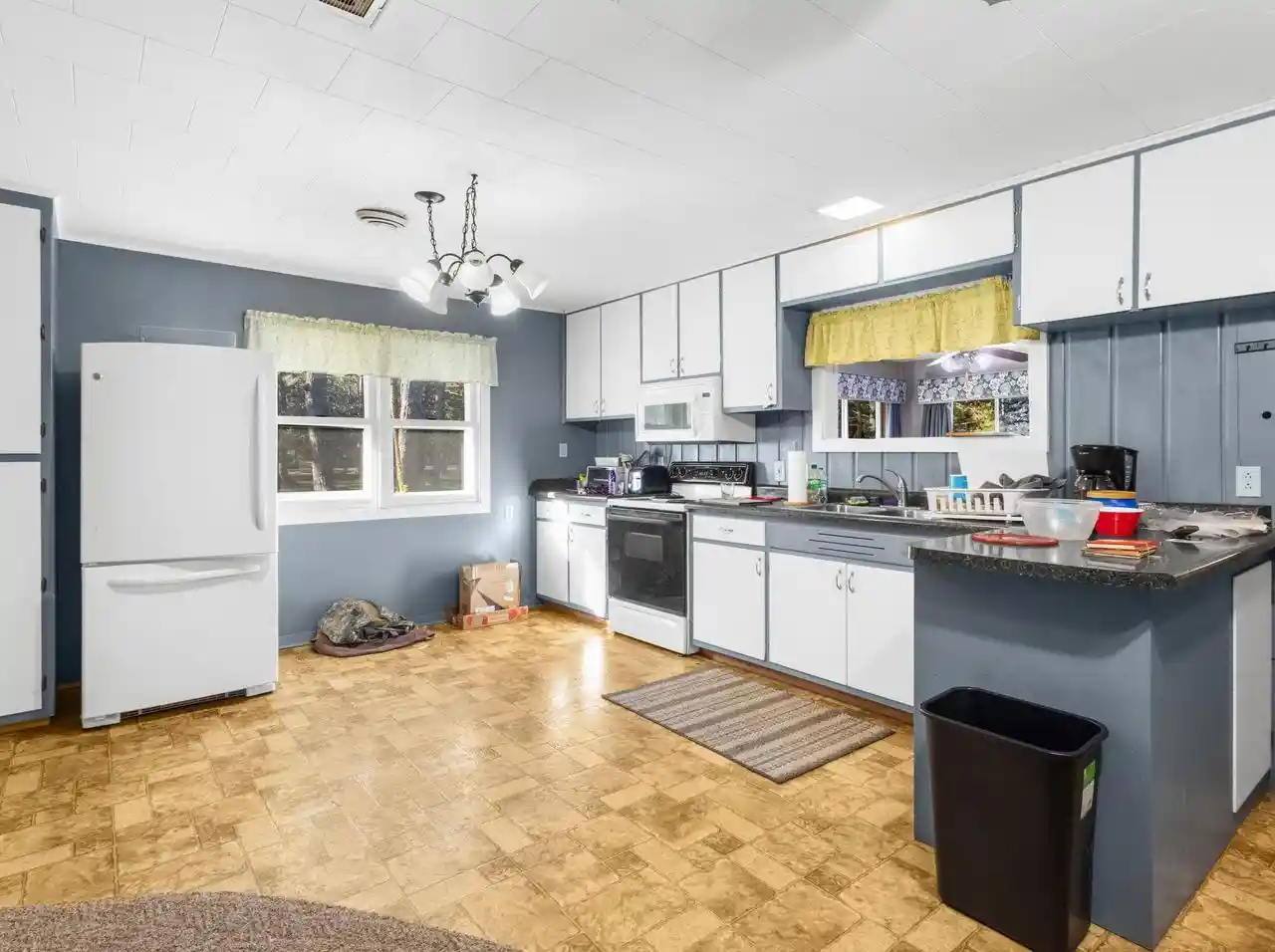 Photo 2 of Single family home for sale at W11966 Parkway Rd, Crivitz, WI 54114 | MLS# 50333782 | Listing updated on 2026-10-05