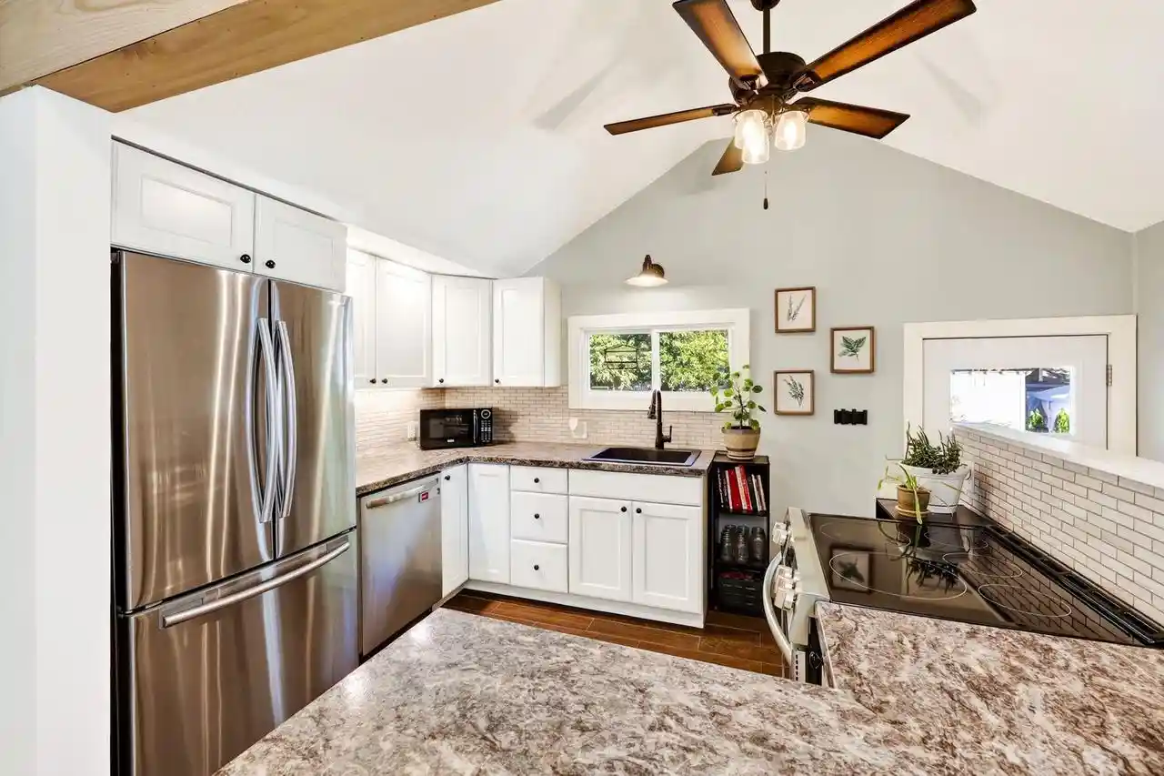 Photo 4 of Single family home for sale at 413 Rethke Ave, Madison, WI 53714 | MLS# 2034049 | Listing updated on 2026-10-09