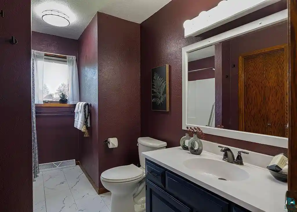 Photo 4 of Sale Pending at 3217 Cumming Ave, Superior, WI 54880 | MLS# 6128211 | Listing updated on 2026-10-05