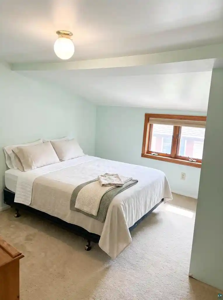 Photo 3 of Single family home for sale at 517 17th Avenue W, Ashland, WI 54806 | MLS# 6128324 | Listing updated on 2026-10-05