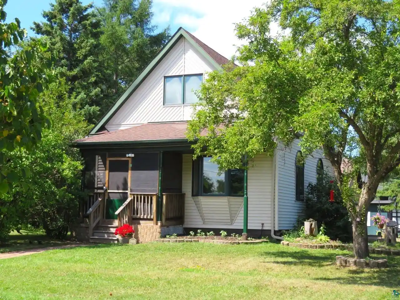 Photo 1 of Sale Pending at 602 37th Avenue E, Superior, WI 54880 | MLS# 6127928 | Listing updated on 2026-10-05