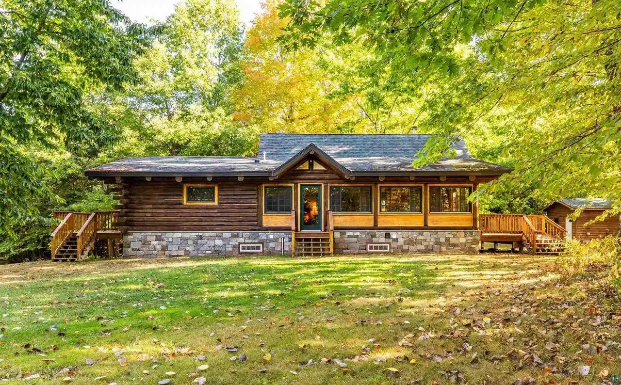 Photo 1 of Single family home for sale at 38274 Tober Rd, Marengo, WI 54855 | MLS# 6128261 | Listing updated on 2026-10-19