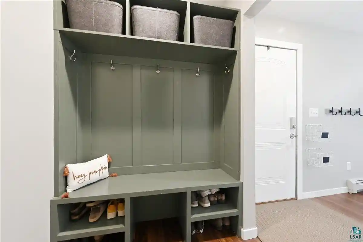 Photo 4 of Single family home for sale at 2203 E 14th Street, Superior, WI 54880 | MLS# 6128147 | Listing updated on 2026-10-05