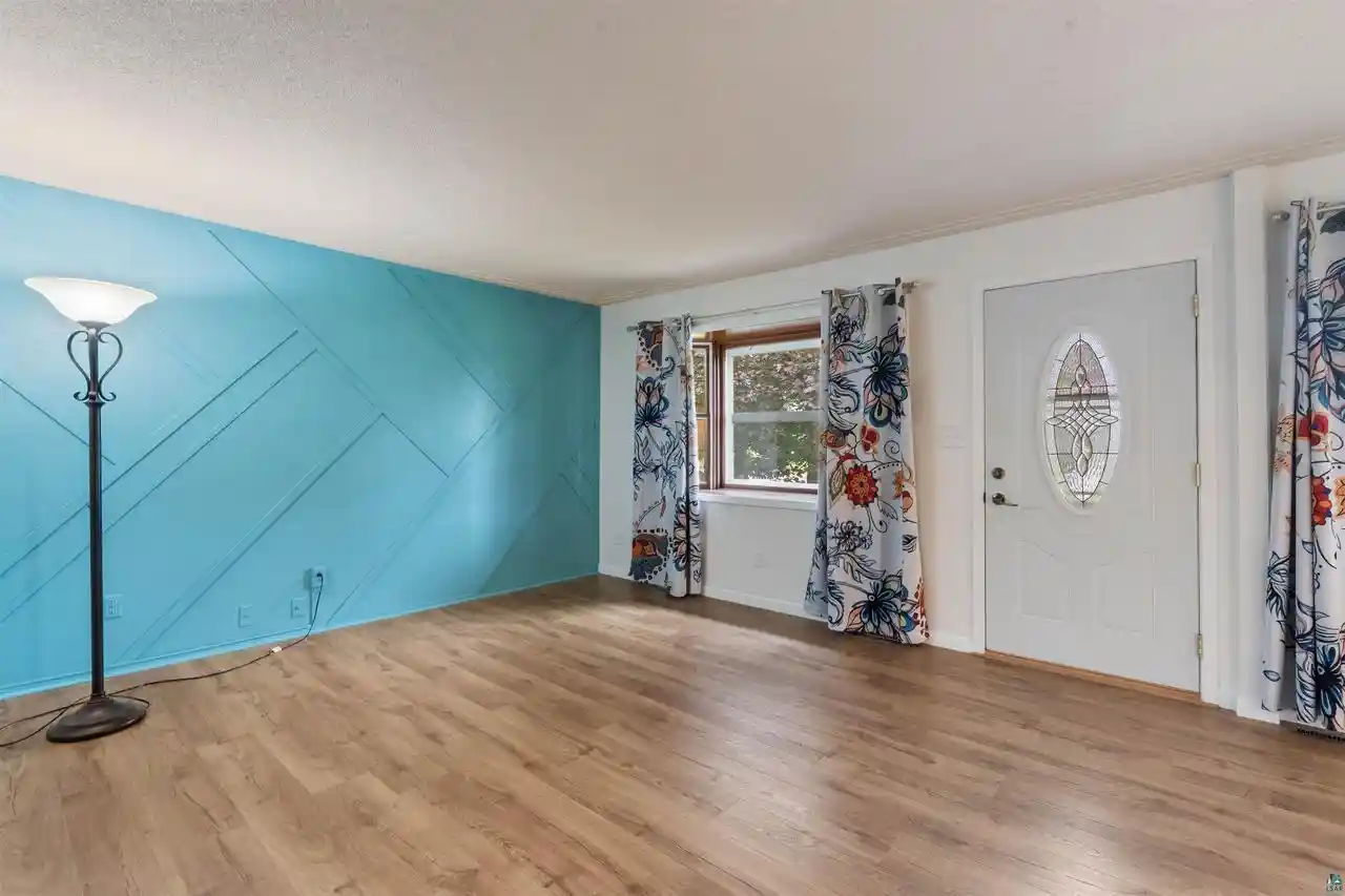 Photo 2 of Sale Pending at 6715 Tower Ave, Superior, WI 54880 | MLS# 6128074 | Listing updated on 2026-10-05