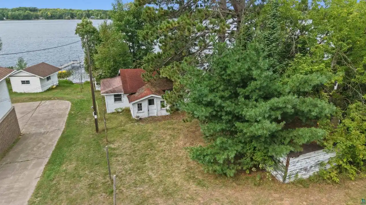 Photo 1 of Single family home for sale at 8075 S Dowling Lk Rd E, Superior, WI 54880 | MLS# 6127955 | Listing updated on 2026-10-07
