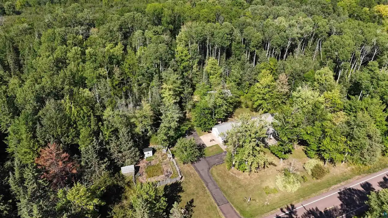 Photo 2 of Single family home for sale at 870 Middle Rd, La Pointe, WI 54850 | MLS# 6127912 | Listing updated on 2026-10-05