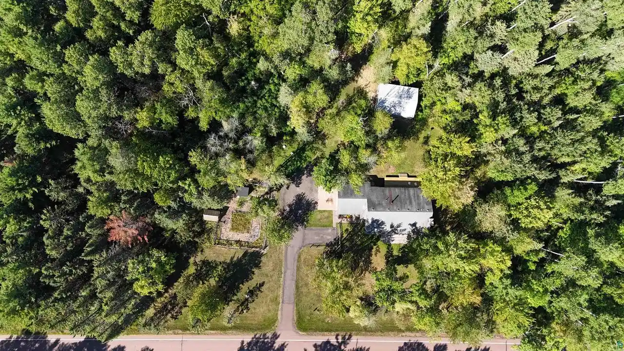 Photo 3 of Single family home for sale at 870 Middle Rd, La Pointe, WI 54850 | MLS# 6127912 | Listing updated on 2026-10-05