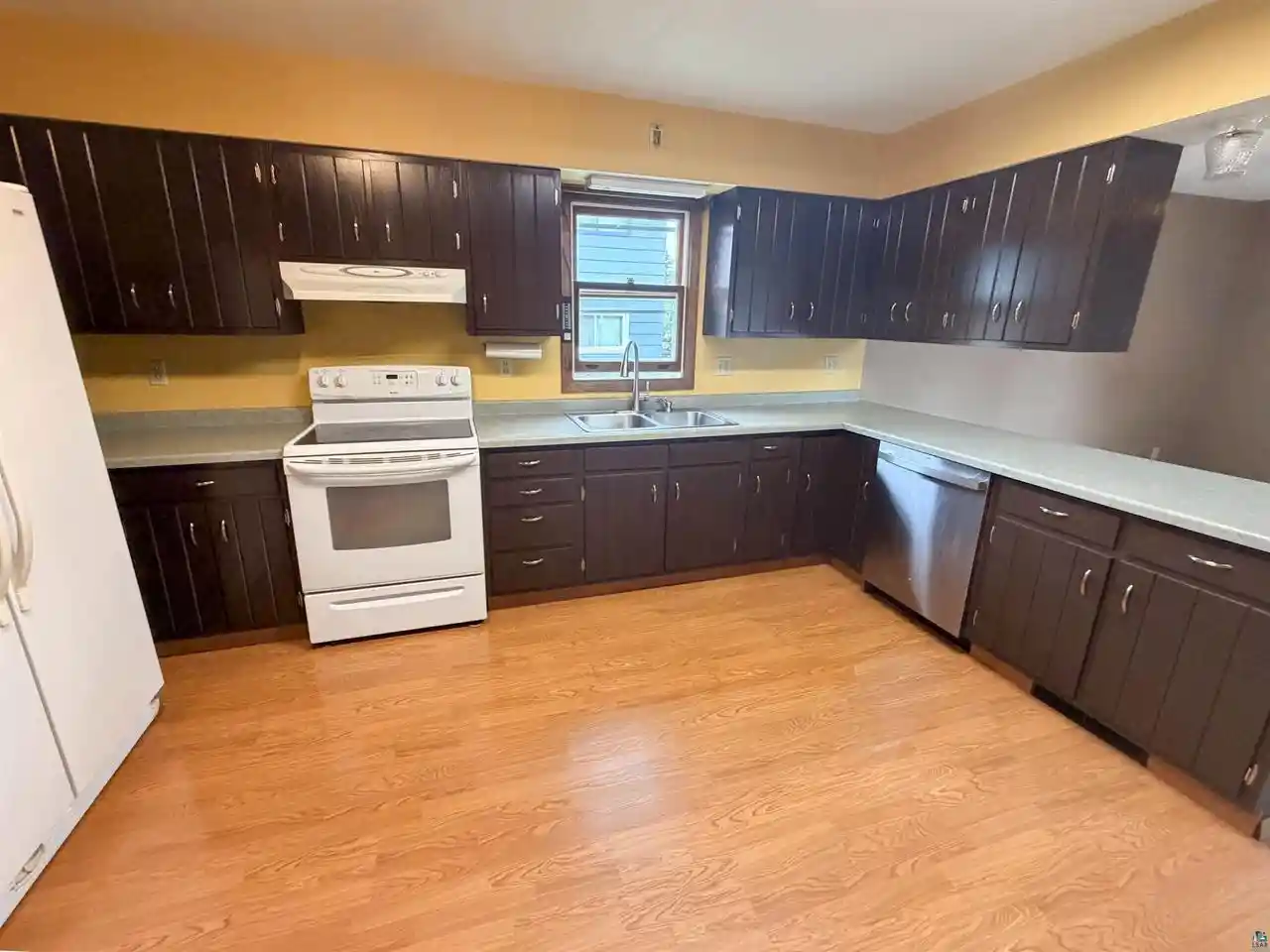 Photo 3 of Single family home for sale at 621 18th Avenue W, Ashland, WI 54806 | MLS# 6127918 | Listing updated on 2026-10-05