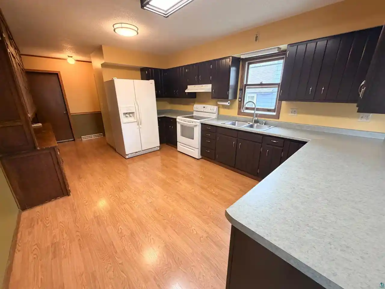 Photo 4 of Single family home for sale at 621 18th Avenue W, Ashland, WI 54806 | MLS# 6127918 | Listing updated on 2026-10-05