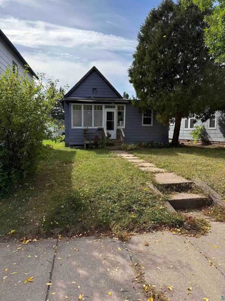 Photo 1 of Single family home for sale at 717 E 3rd Avenue, Ashland, WI 54806 | MLS# 6128183 | Listing updated on 2026-10-05