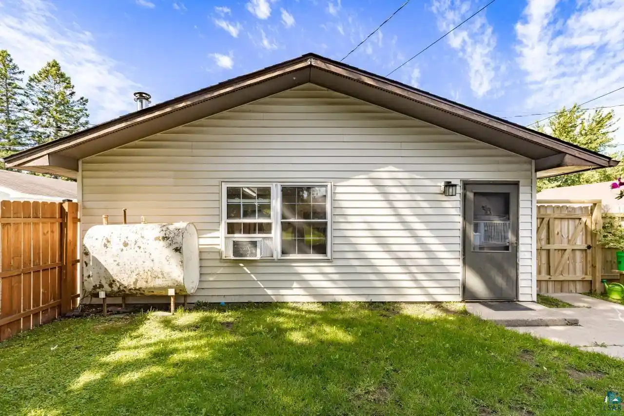 Photo 3 of Sale Pending at 5913 Banks Ave, Superior, WI 54880 | MLS# 6128021 | Listing updated on 2026-10-09