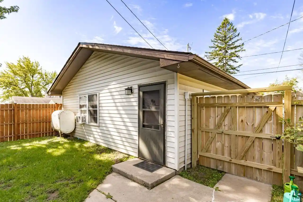 Photo 3 of Sale Pending at 5913 Banks Ave, Superior, WI 54880 | MLS# 6128021 | Listing updated on 2026-10-09