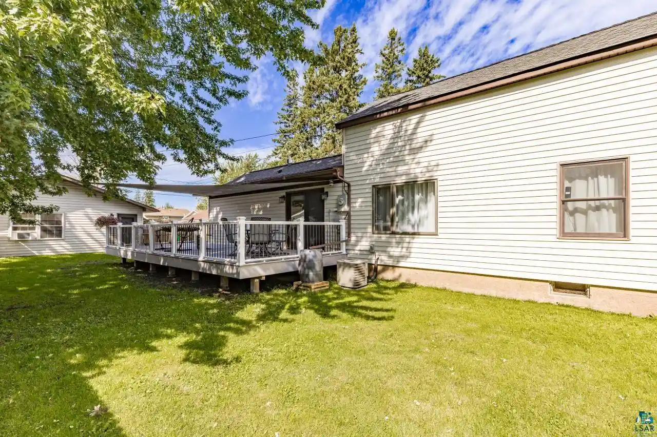 Photo 4 of Sale Pending at 5913 Banks Ave, Superior, WI 54880 | MLS# 6128021 | Listing updated on 2026-10-09