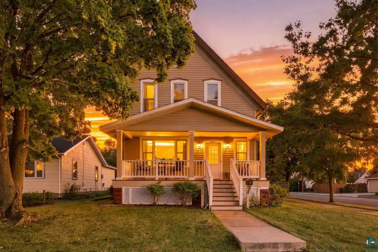 Photo 1 of Single family home for sale at 801 9th Avenue W, Ashland, WI 54806 | MLS# 6127999 | Listing updated on 2026-10-05