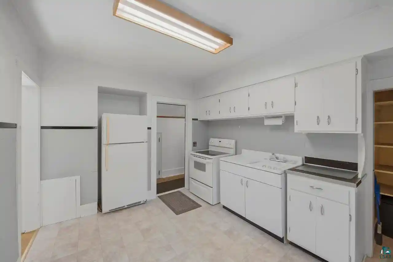 Photo 2 of Single family home for sale at 801 9th Avenue W, Ashland, WI 54806 | MLS# 6127999 | Listing updated on 2026-10-05