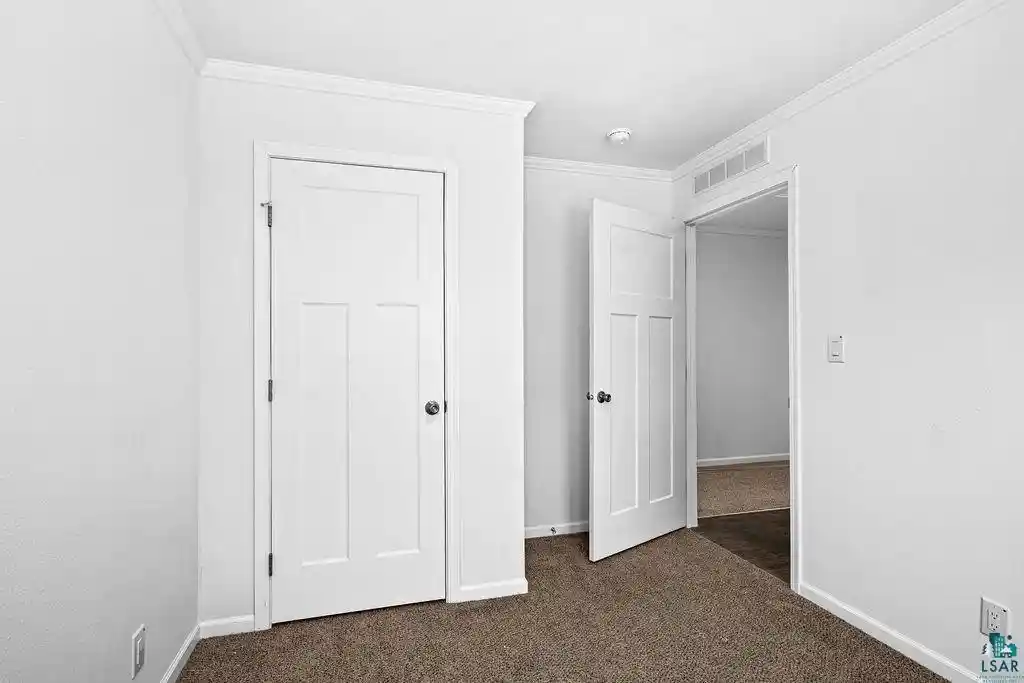 Photo 4 of Single family home for sale at 2309 E 11th Street, Superior, WI 54880 | MLS# 6128276 | Listing updated on 2026-10-05
