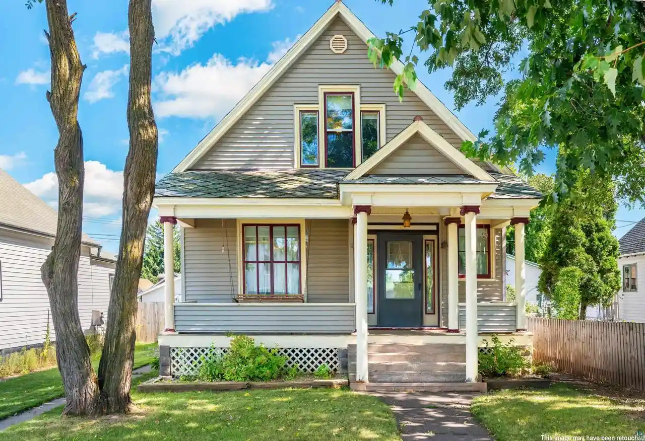 Photo 1 of Single family home for sale at 510 5th Avenue E, Ashland, WI 54806 | MLS# 6127988 | Listing updated on 2026-10-05