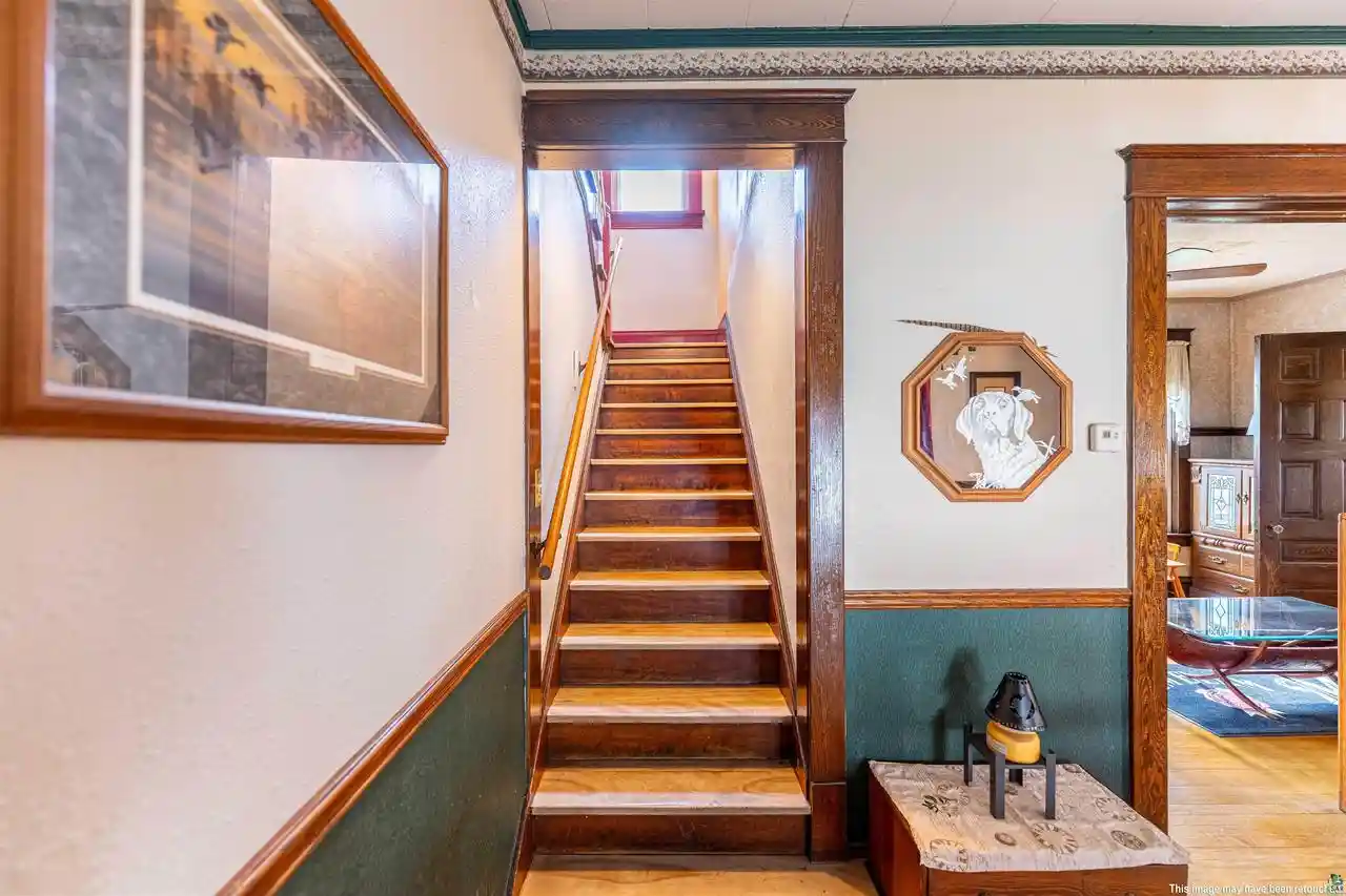Photo 3 of Single family home for sale at 510 5th Avenue E, Ashland, WI 54806 | MLS# 6127988 | Listing updated on 2026-10-05