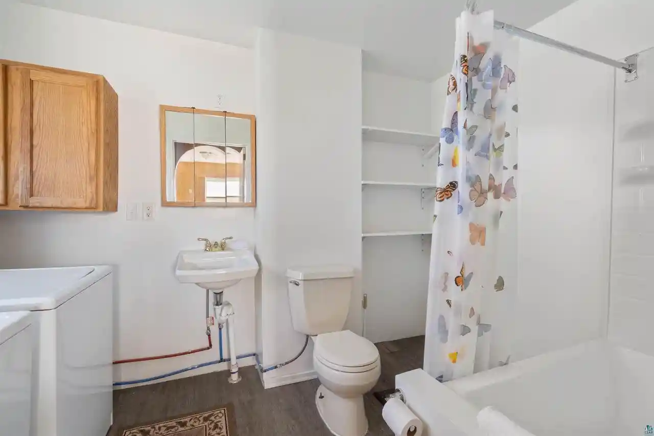 Photo 3 of Sale Pending at 6409 Banks Ave, Superior, WI 54880 | MLS# 6128144 | Listing updated on 2026-10-09