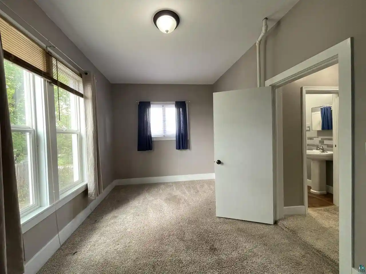 Photo 3 of Single family home for sale at 104 11th Avenue W, Ashland, WI 54806 | MLS# 6128007 | Listing updated on 2026-10-09
