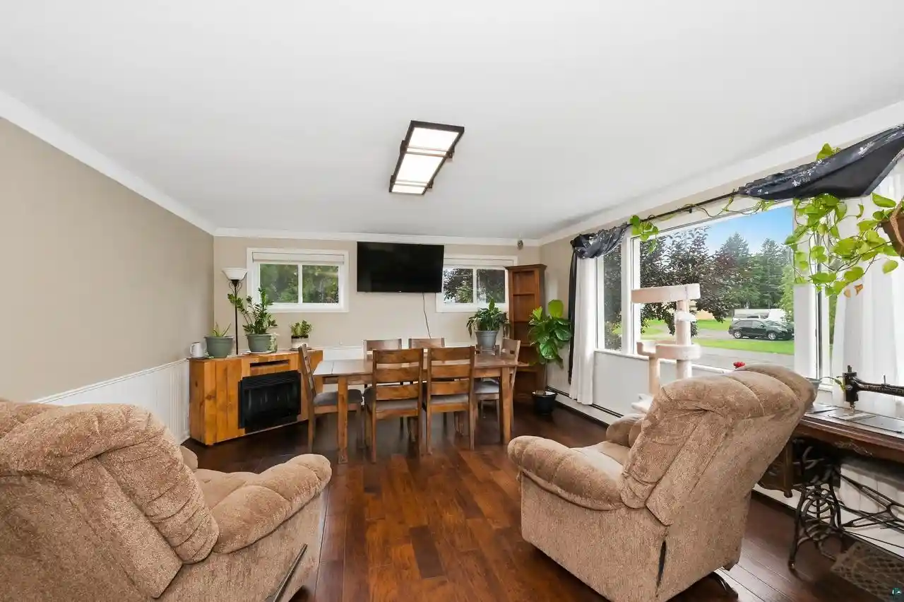 Photo 2 of Single family home for sale at 1002 Catlin Ave, Superior, WI 54880 | MLS# 6128075 | Listing updated on 2026-10-05