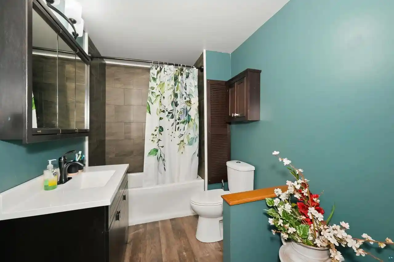Photo 3 of Single family home for sale at 1002 Catlin Ave, Superior, WI 54880 | MLS# 6128075 | Listing updated on 2026-10-05