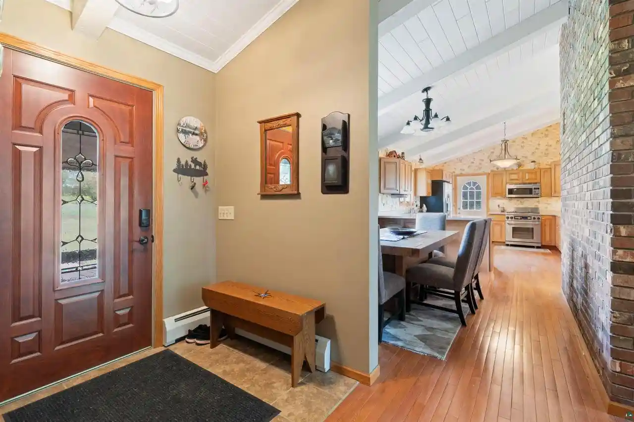 Photo 4 of Single family home for sale at 4153 E Lindberg Rd, Superior, WI 54880 | MLS# 6127914 | Listing updated on 2026-10-05