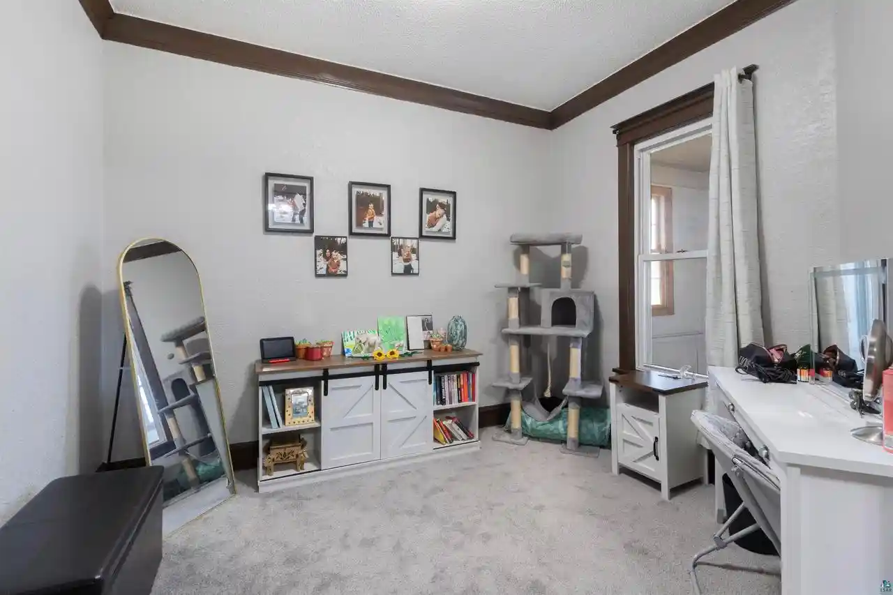 Photo 3 of Single family home for sale at 1418 Banks Ave, Superior, WI 54880 | MLS# 6128146 | Listing updated on 2026-10-05
