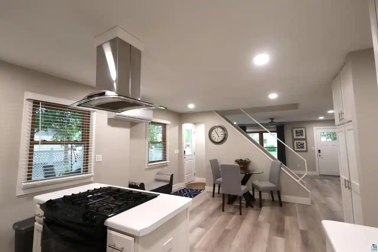 Photo 3 of Single family home for sale at 914 3rd Avenue E, Ashland, WI 54806 | MLS# 6128094 | Listing updated on 2026-10-05