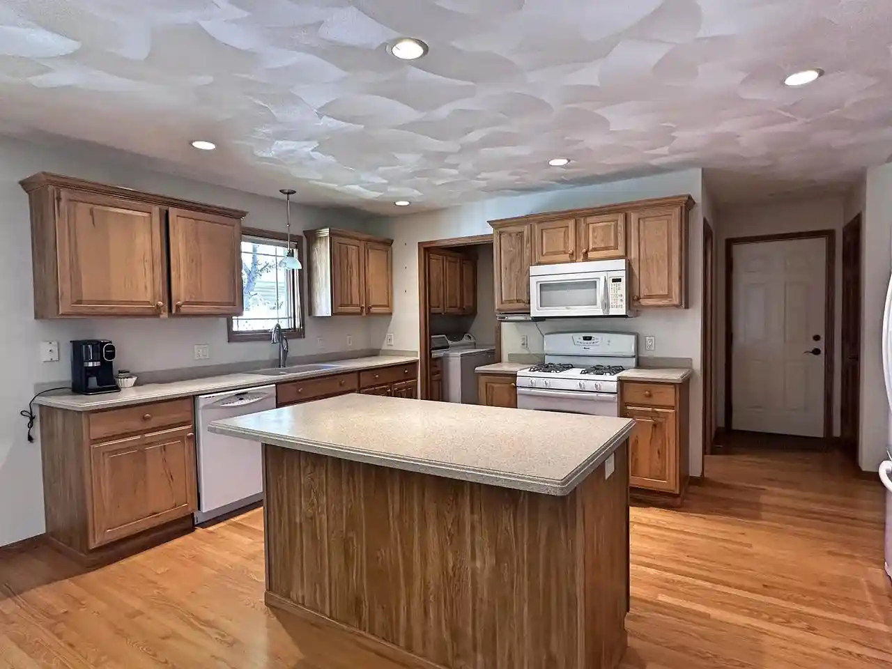 Photo 3 of Single family home for sale at 3511 Candlewood Dr, Janesville, WI 53546 | MLS# 2034057 | Listing updated on 2026-10-08