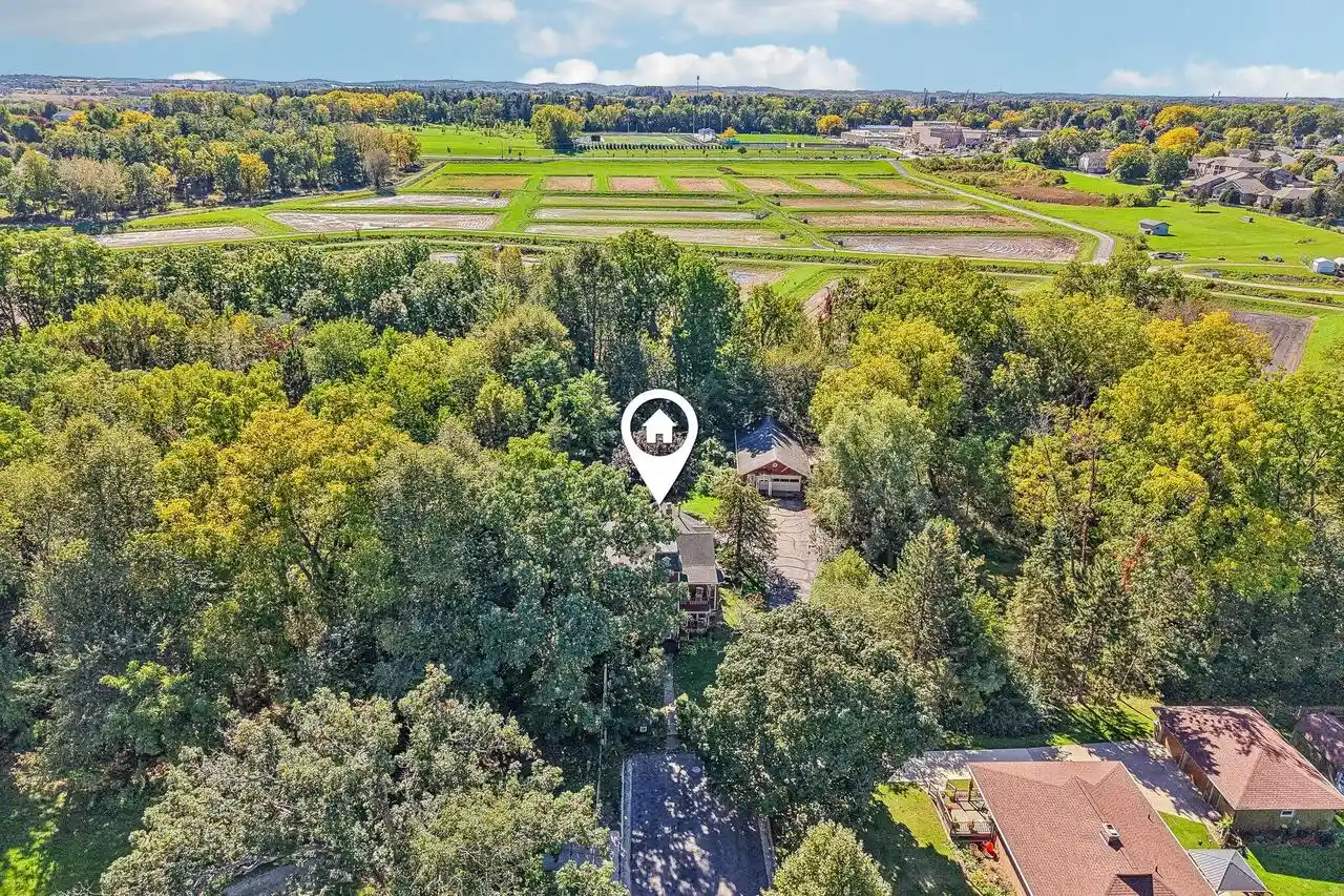 Photo 3 of Single family home for sale at 238 S Oak St, Lake Mills, WI 53551 | MLS# 1983440 | Listing updated on 2026-10-06
