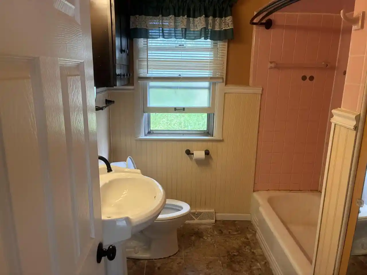 Photo 3 of Single family home for sale at 1524 Sunset Dr, Twin Lakes, WI 53181 | MLS# 1983455 | Listing updated on 2026-10-05