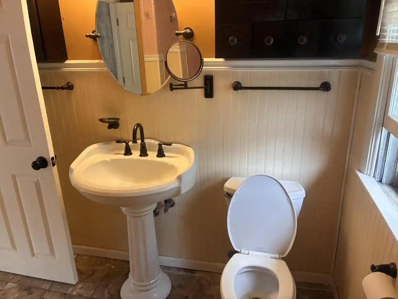 Photo 4 of Single family home for sale at 1524 Sunset Dr, Twin Lakes, WI 53181 | MLS# 1983455 | Listing updated on 2026-10-05