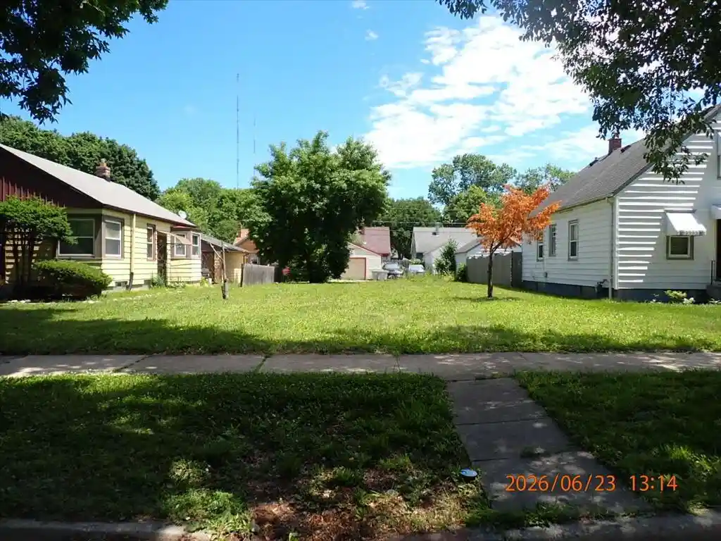 Land for sale at 5066 N 24th Place, Milwaukee, WI 53209 | MLS# 1983453