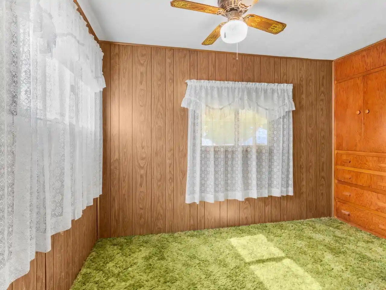 Photo 3 of Single family home for sale at 61 State St, Marinette, WI 54143 | MLS# 50333778 | Listing updated on 2026-10-06