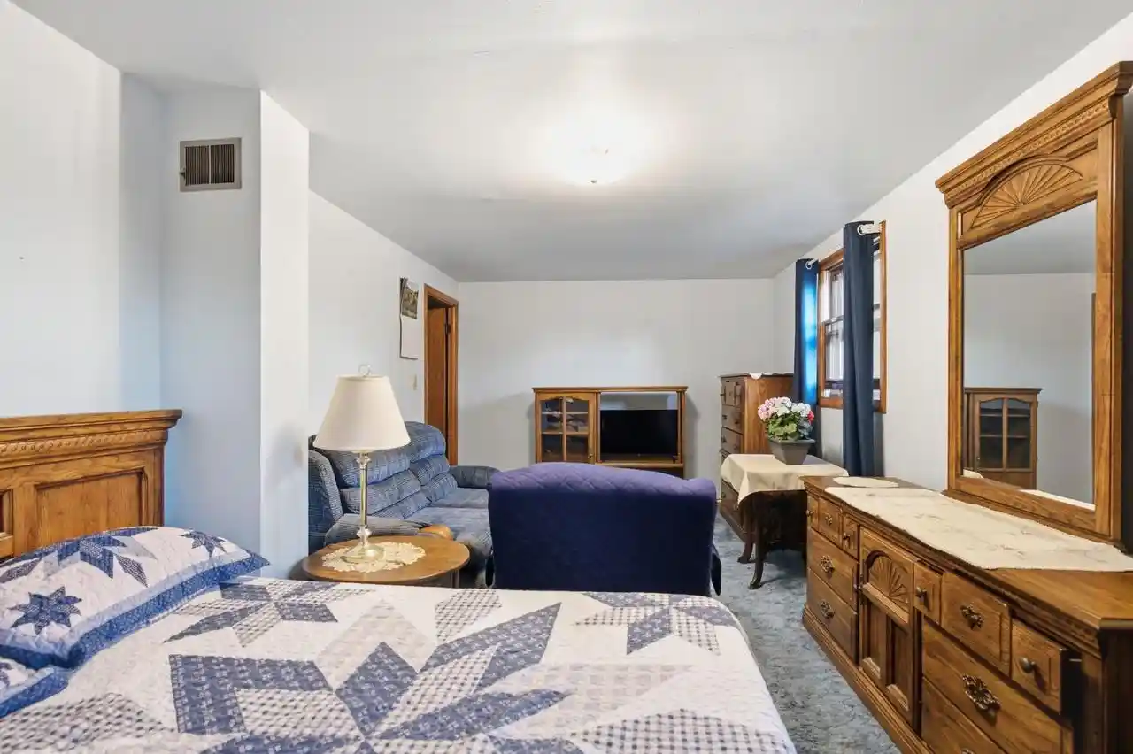 Photo 4 of Single family home for sale at 3811 E Pulaski Ave, Cudahy, WI 53110 | MLS# 1983464 | Listing updated on 2026-10-09