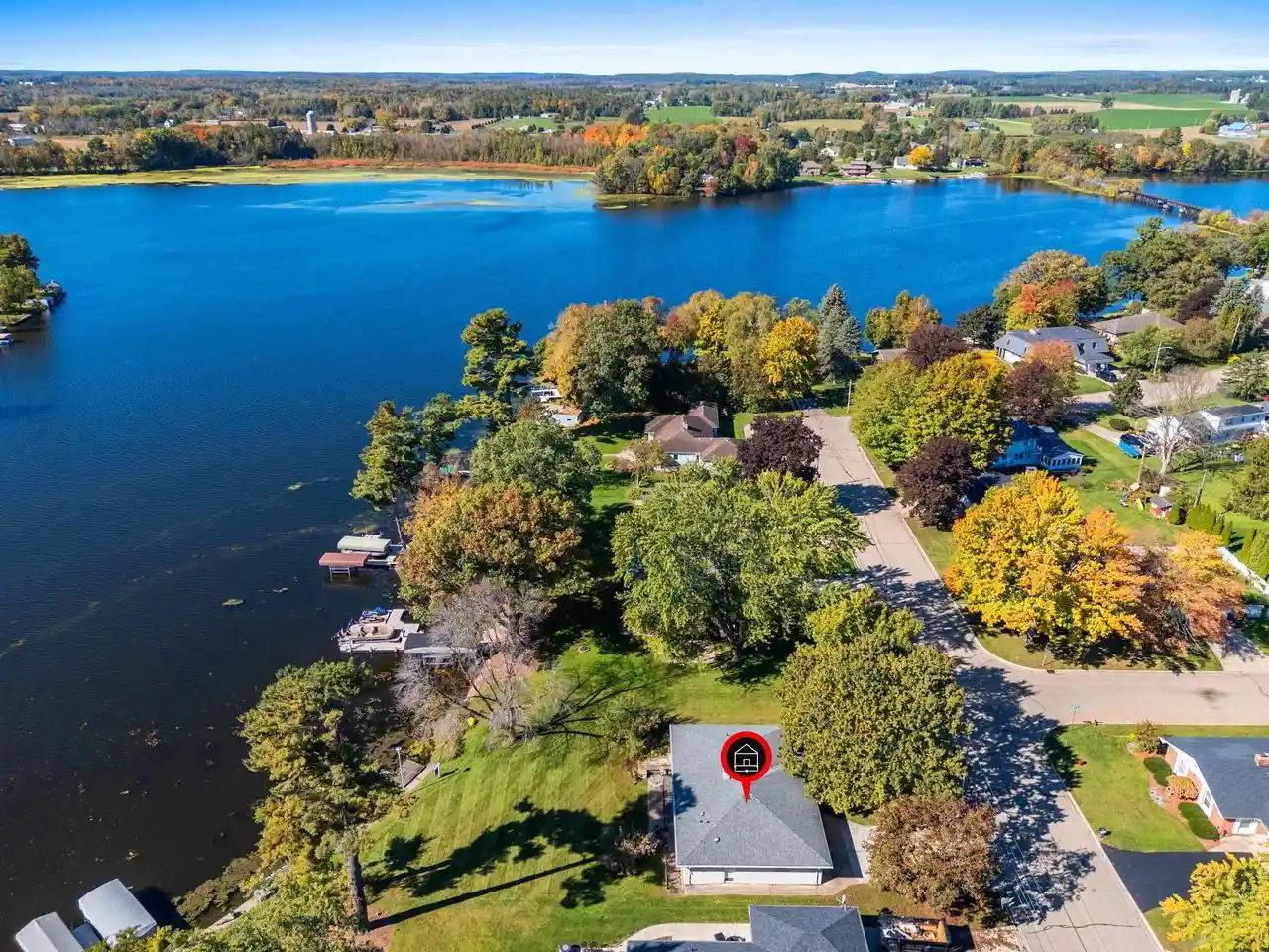 Photo 4 of Single family home for sale at 560 River Hts, Shawano, WI 54166 | MLS# 50333723 | Listing updated on 2026-10-08