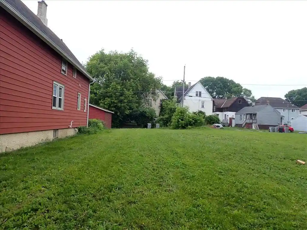 Photo 1 of Land for sale at 2439 N 8th Street, Milwaukee, WI 53206 | MLS# 1983470 | Listing updated on 2026-10-05