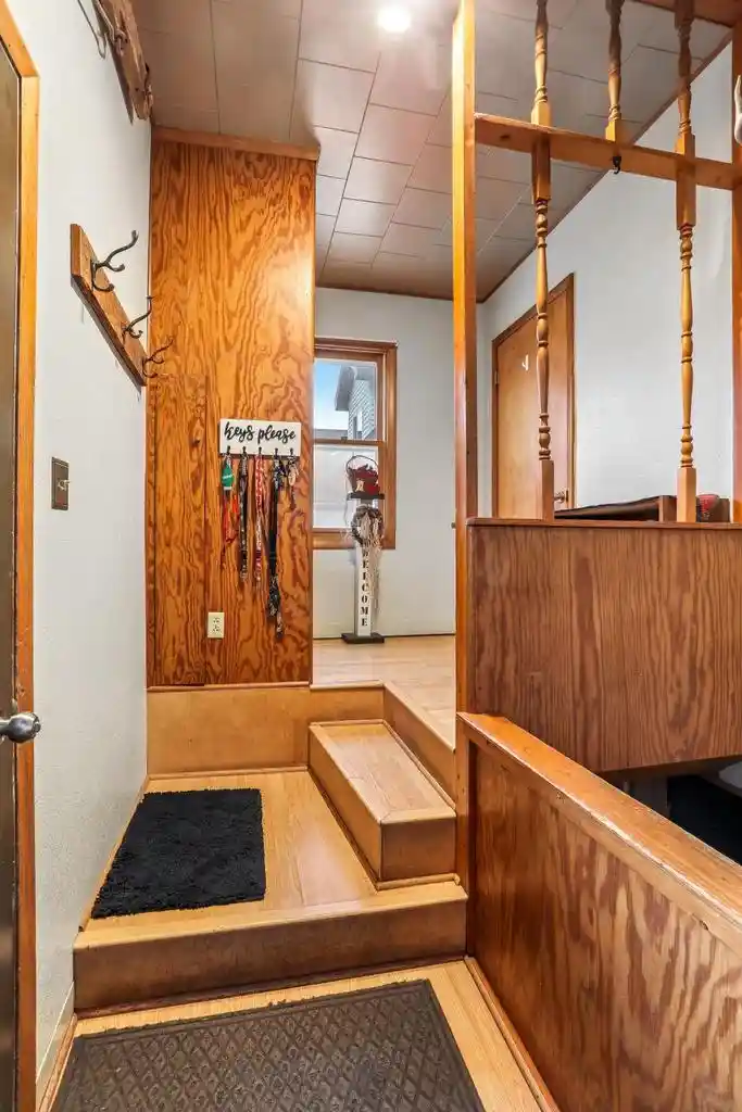 Photo 3 of Single family home for sale at 318 S Main St, Brillion, WI 54110 | MLS# 50333786 | Listing updated on 2026-10-19