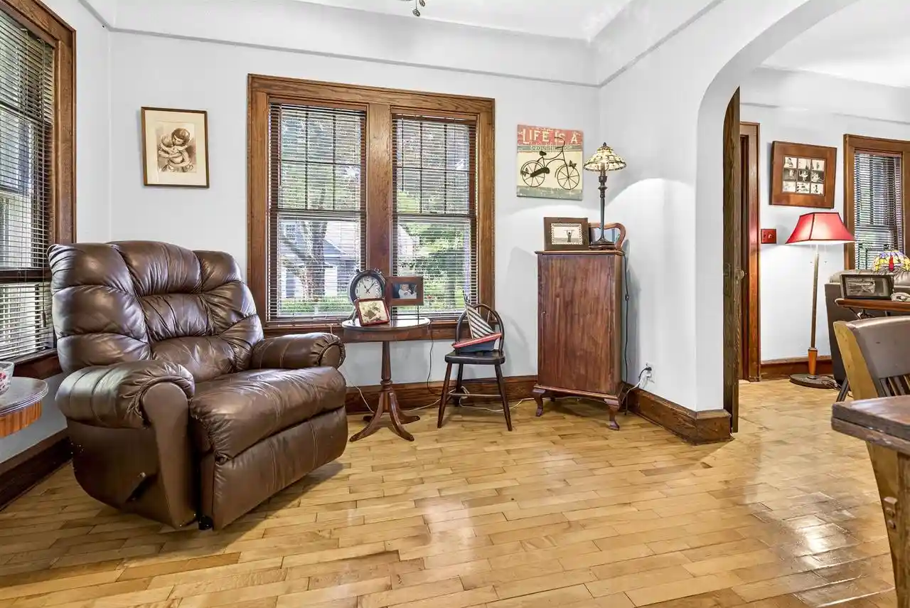 Photo 2 of Single family home for sale at 1126 E Nawada St, Appleton, WI 54911 | MLS# 50333789 | Listing updated on 2026-10-08