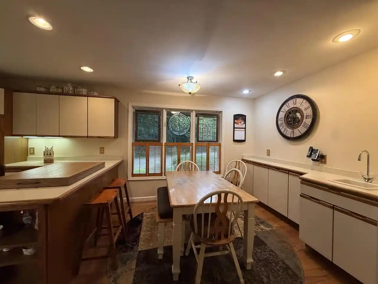 Photo 4 of Condo for sale at 30 Shadowwood Ct, Janesville, WI 53548 | MLS# 2034070 | Listing updated on 2026-10-05