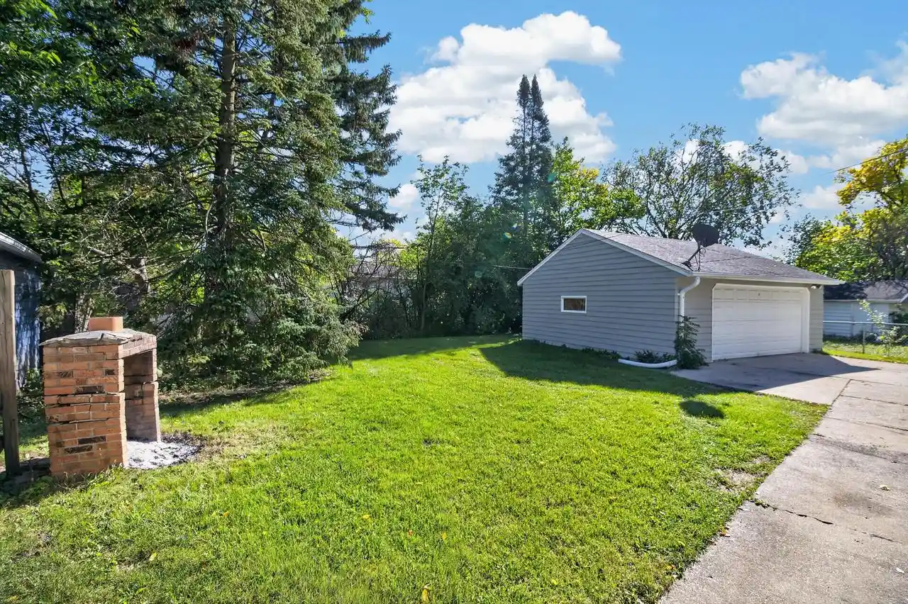 Photo 3 of Single family home for sale at 5260 N 82nd Court, Milwaukee, WI 53218 | MLS# 1983478 | Listing updated on 2026-10-10