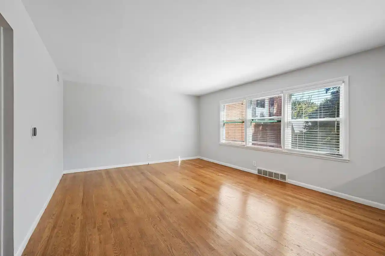 Condo for sale at 1335 E Randolph Ct #B, Milwaukee, WI 53212 | MLS# 1983479