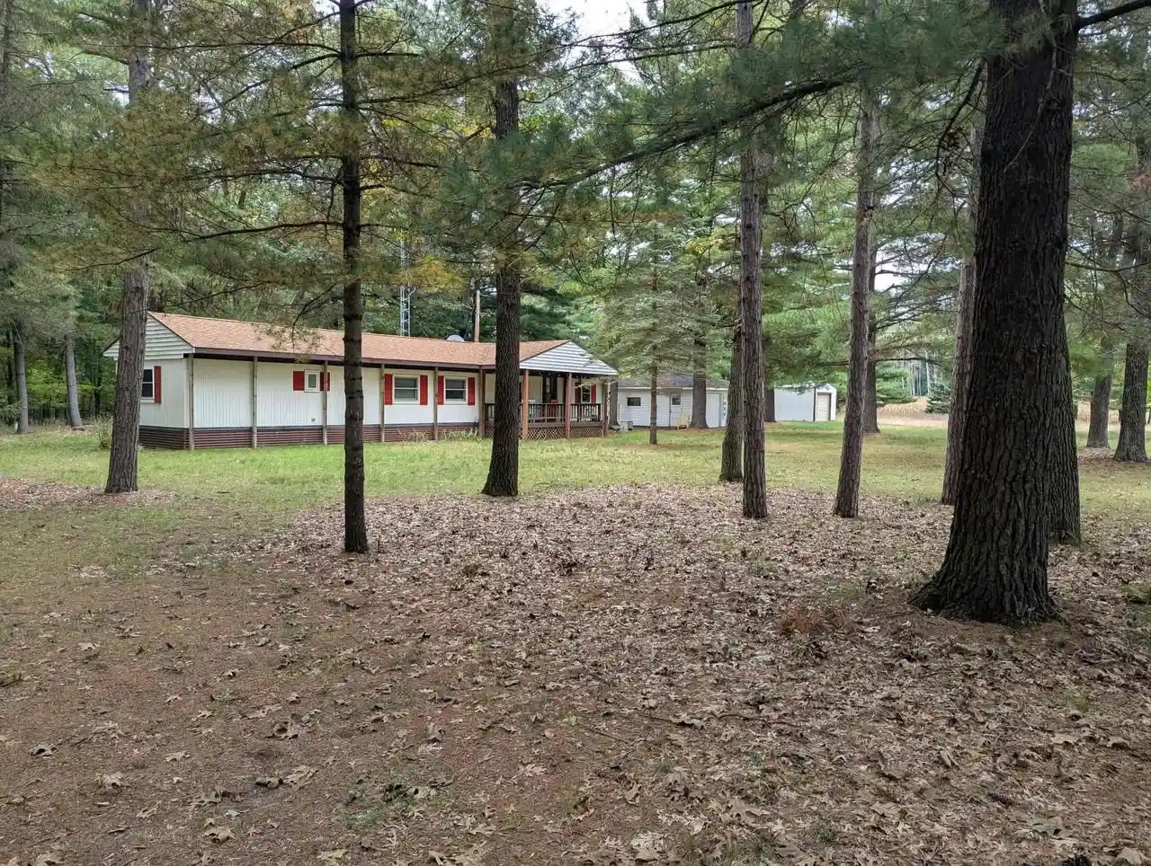 Photo 3 of Single family home for sale at 1676 Cumberland Ave, Arkdale, WI 54613 | MLS# 2034073 | Listing updated on 2026-10-05