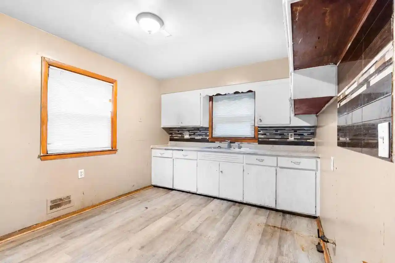 Photo 3 of Sale Pending at 4607 N 49th Street #4609, Milwaukee, WI 53218 | MLS# 1983483 | Listing updated on 2026-10-07