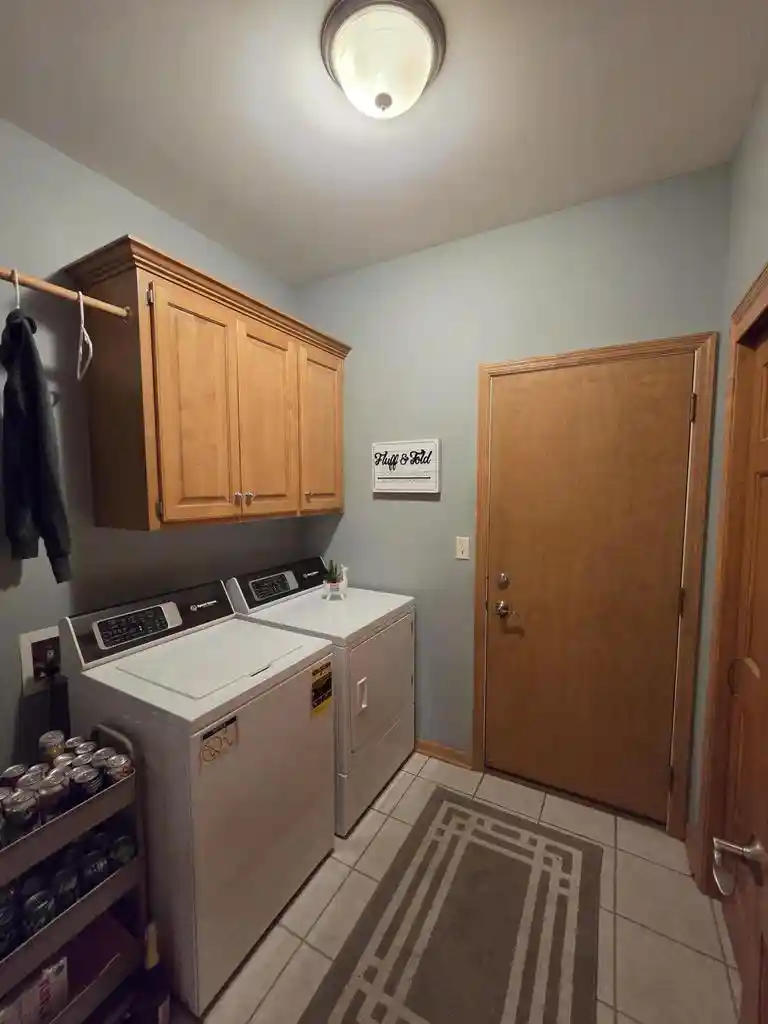 Photo 1 of Single family home for sale at W193s6794 Hillendale Dr, Muskego, WI 53150 | MLS# 1983481 | Listing updated on 2026-10-09